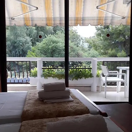 Souropanis Kamena Vourla