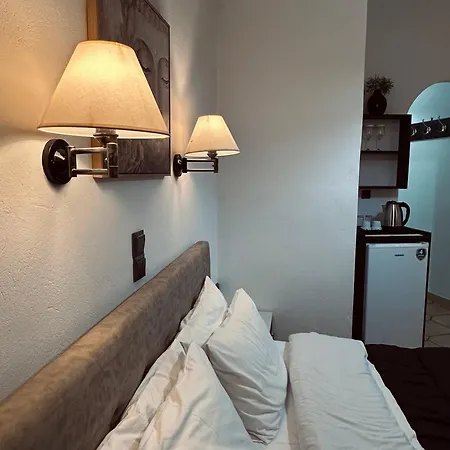 Souropanis Kamena Vourla