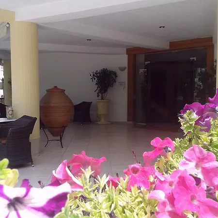 Souropanis Kamena Vourla