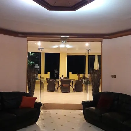 Souropanis Πανσιόν 3*