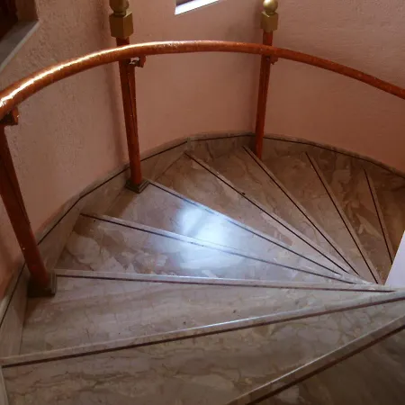 Studios Souropanis Guest house *