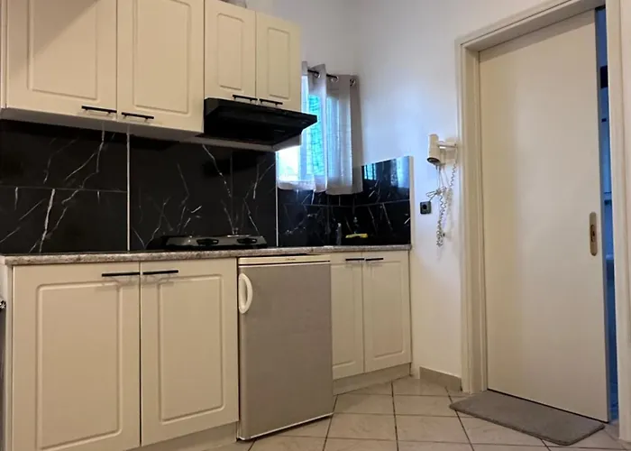 Guest house Studios Souropanis Kamena Vourla