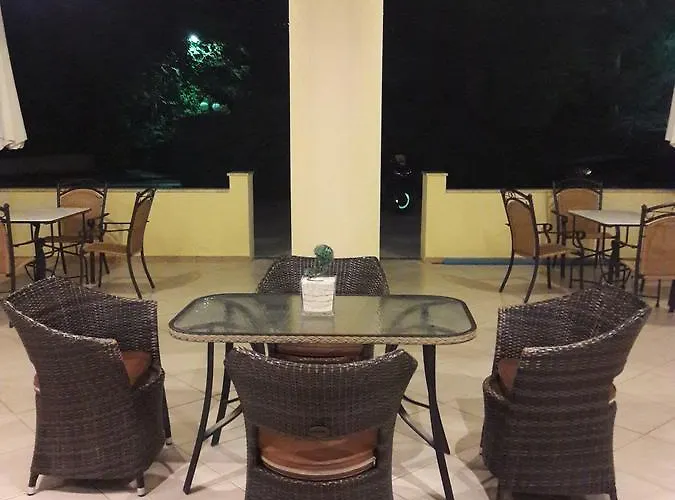 Studios Souropanis Guest house